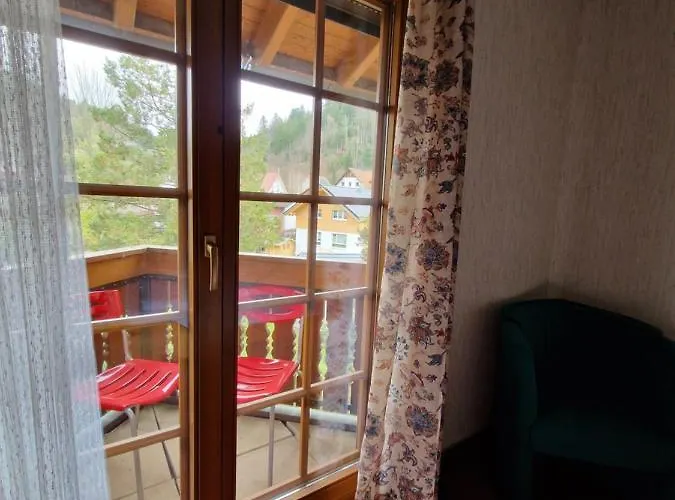 Zum Loewen 토트무스