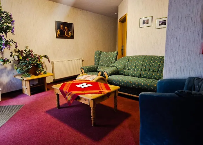 Zum Loewen 호텔 토트무스