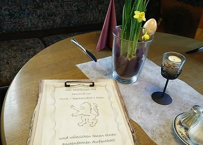 Zum Loewen 호텔 토트무스